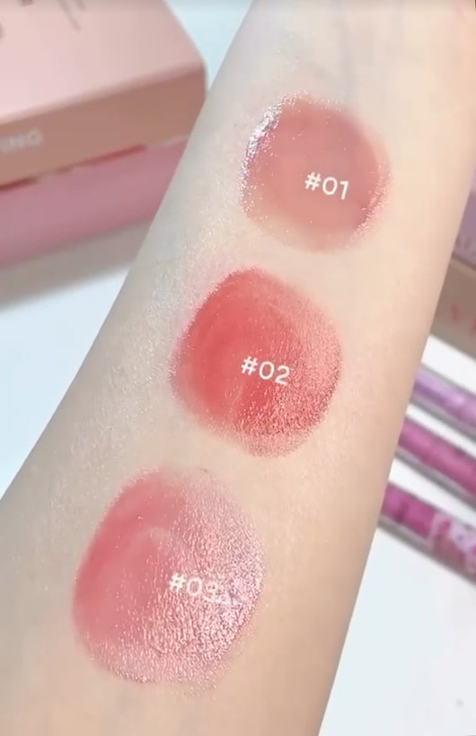 رژلب خیس کره ای لیپ پلامپر جی جی بیر 3عددی